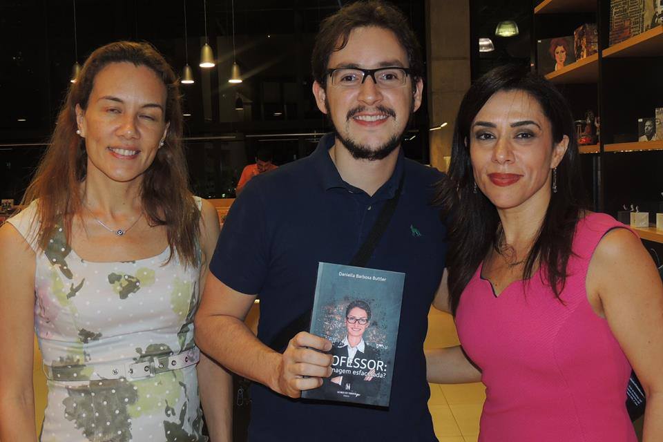 DANIELLA BUTTLER, Jack Brandão, Editora Lumen et Virtus, PROFESSOR: UMA IMAGEM ESFACELADA