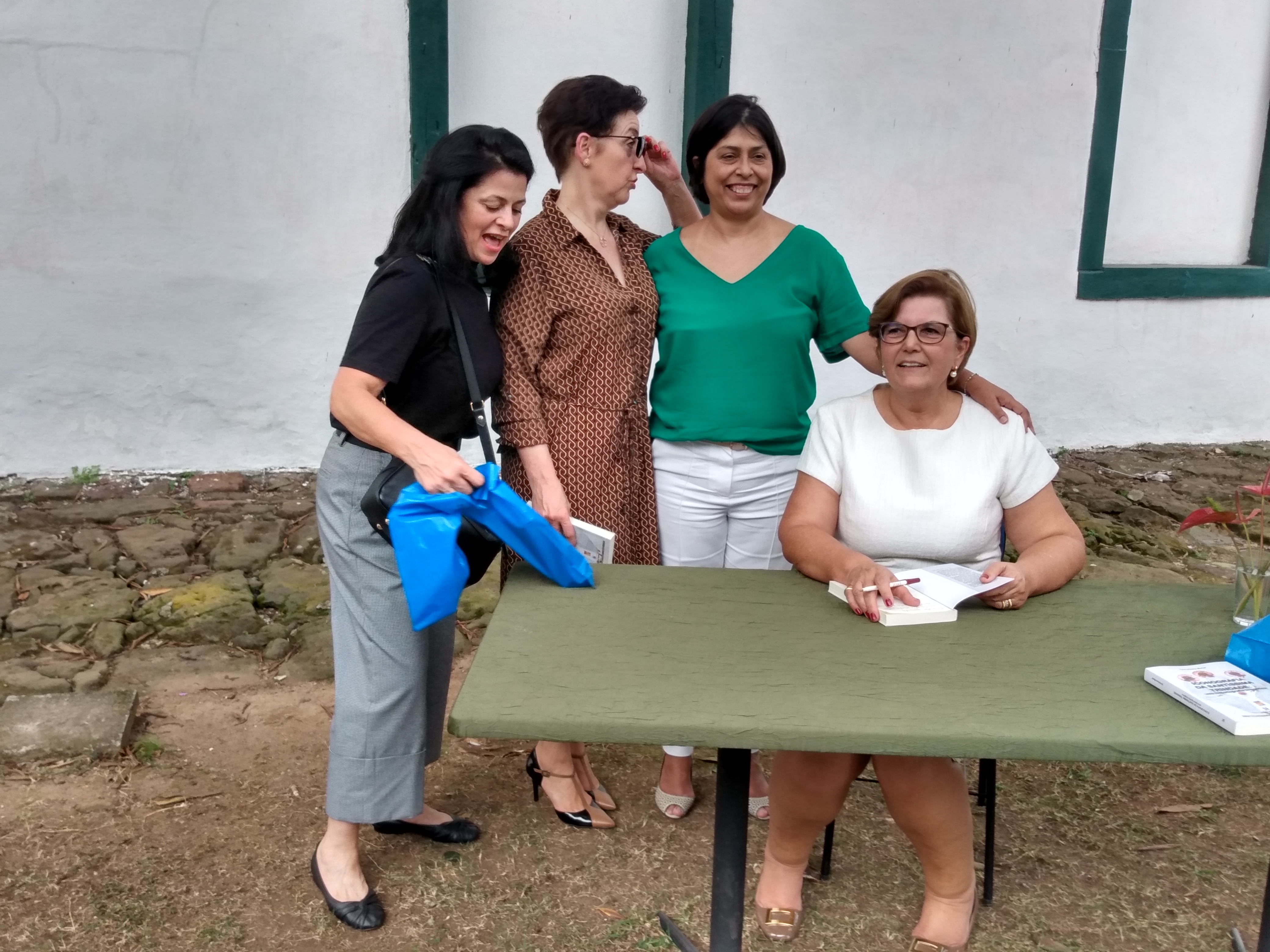 Christiane Meier, Jack Brandão; Editora Lumen et Virtus; ICONOGRAFIA DA SANTÍSSIMA TRINDADE; CONDES-FOTÓS