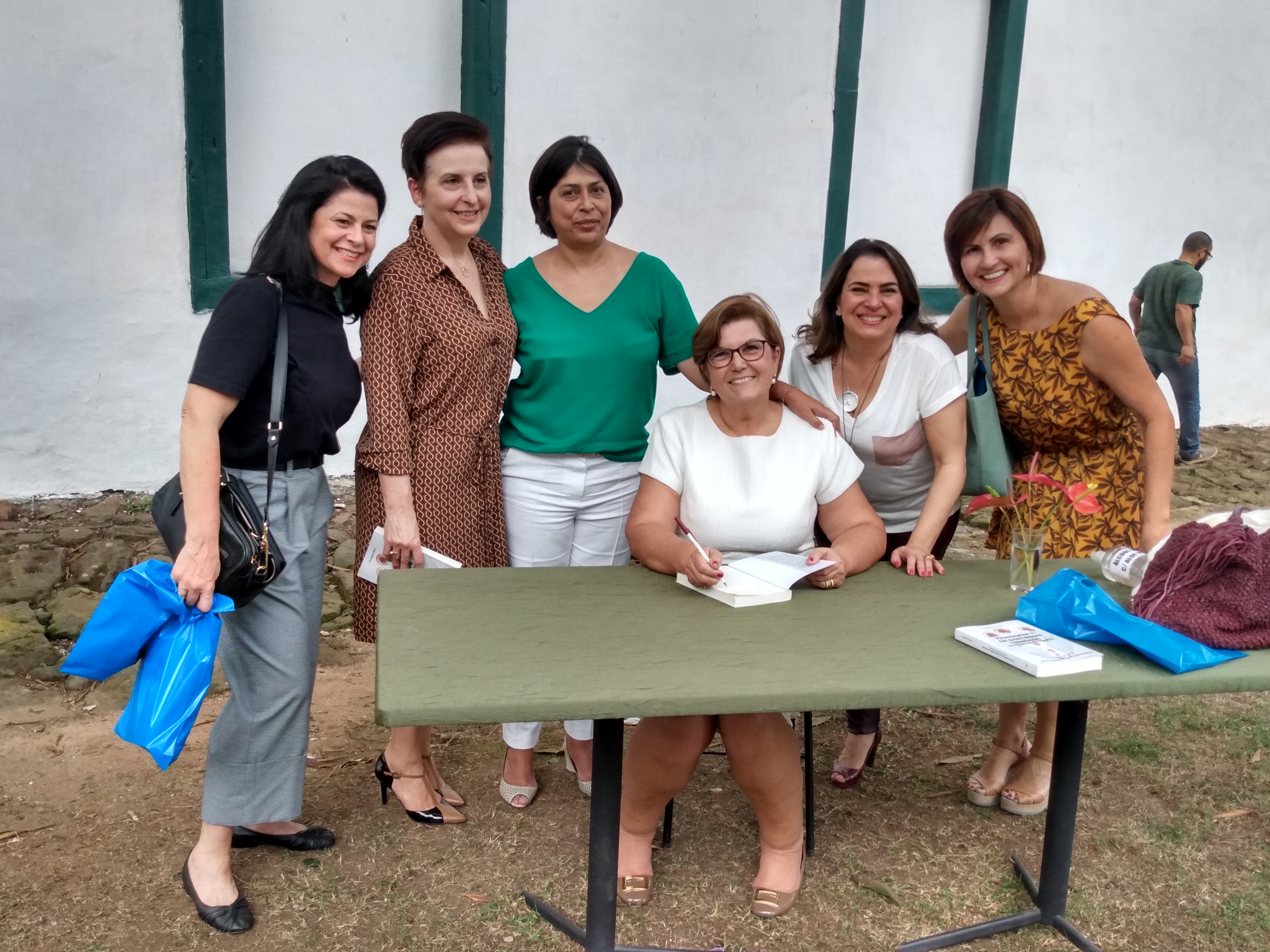 Christiane Meier, Jack Brandão; Editora Lumen et Virtus; ICONOGRAFIA DA SANTÍSSIMA TRINDADE; CONDES-FOTÓS
