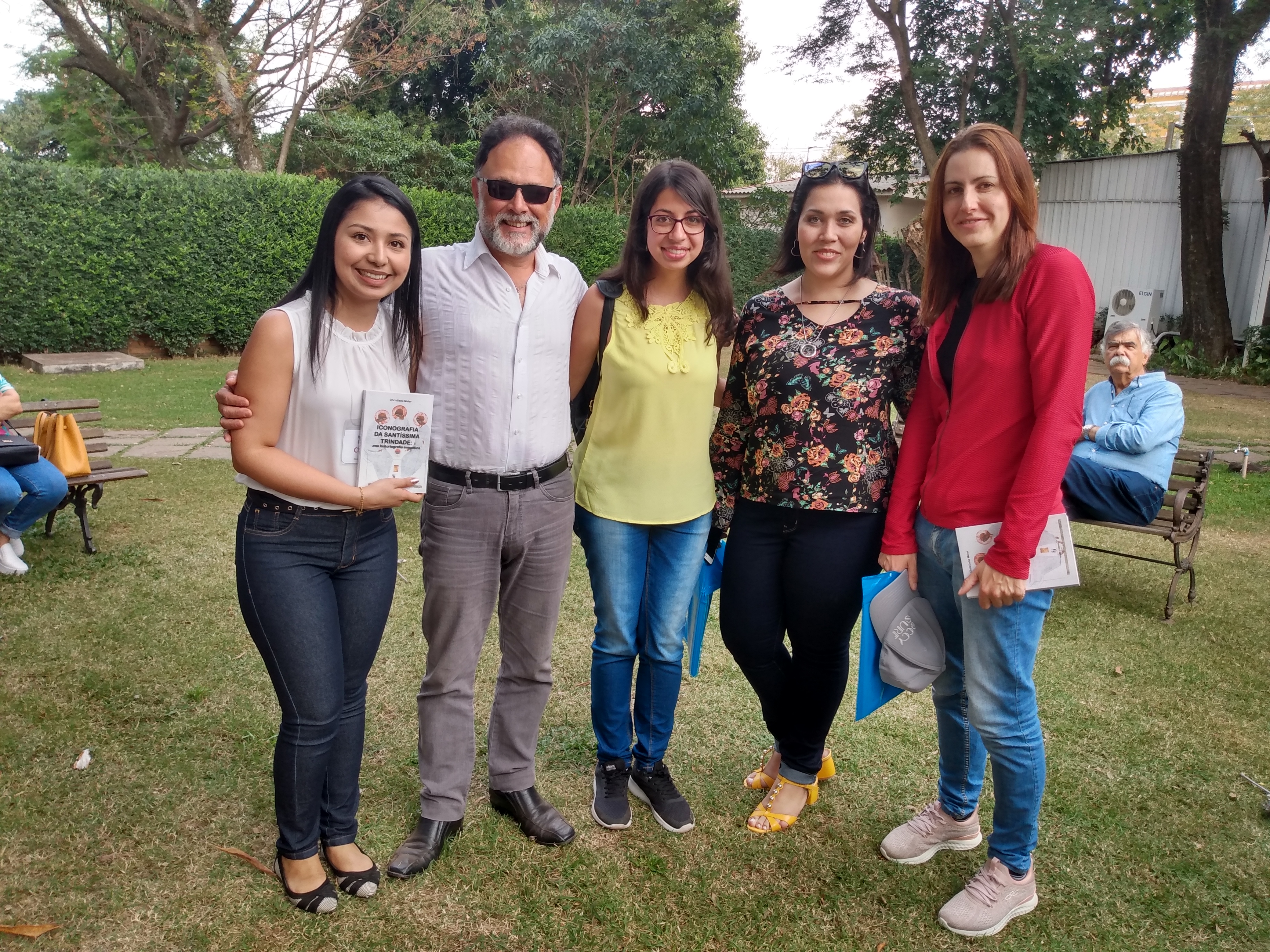 Christiane Meier, Jack Brandão; Editora Lumen et Virtus; ICONOGRAFIA DA SANTÍSSIMA TRINDADE; CONDES-FOTÓS